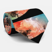 Band op een heuvel stropdas (Opgerold)