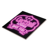 Band voor cokesstaart met  neonboog tegeltje (Zijkant)