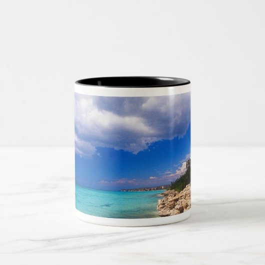 Banden, Barahona, Dominicaanse Republiek, 2 Tweekleurige Koffiemok (Center)