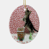 Bandit Kitten Cat Rescue Kerstmis Keramisch Ornament (Rechts)