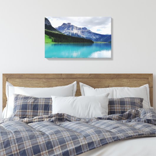 Banff Emerald Lake Canvas Print (Insitu (Slaapkamer))
