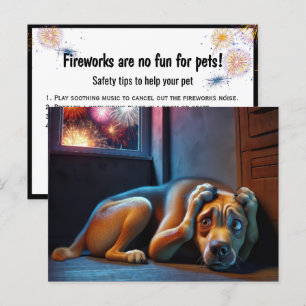 Bang hond kijkt naar vuurwerk briefkaart