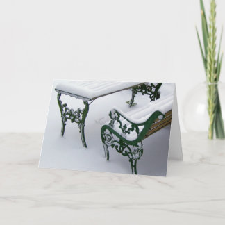 Bank in de sneeuw feestdagen kaart