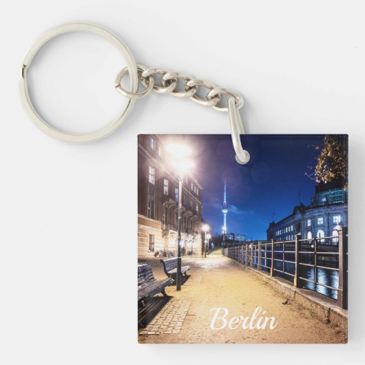 Bankjes bij Spree in Berlijn, Duitsland Sleutelhanger (Voorkant)