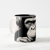 Banksy DJ Monkey Gorilla Chimp Art Print Tweekleurige Koffiemok (Voorkant links)