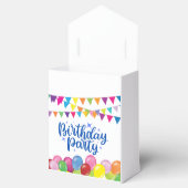 Banners en ballonnen van de kleurrijke verjaardag bedankdoosjes (Geopend)