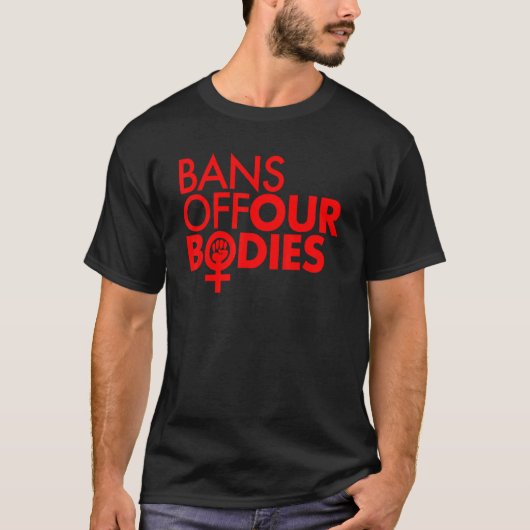 Bans van ons lichaam Vrouwen Power Fist Rood T-shirt (Voorkant)