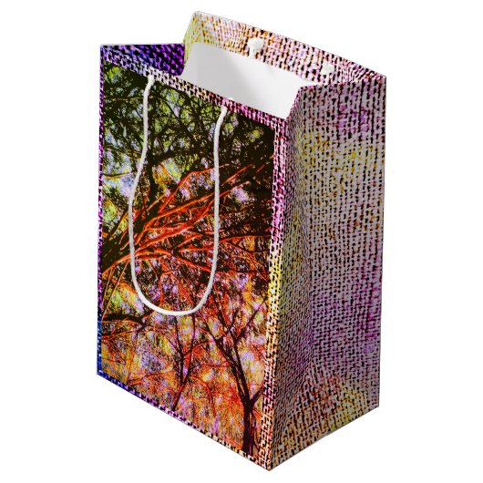 Banyan Roots / Wandelen met sterren nacht, Medium Cadeauzakje (Achterkant Gekanteld)