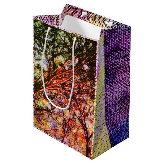 Banyan Roots / Wandelen met sterren nacht, Medium Cadeauzakje (Voorkant Gekanteld)