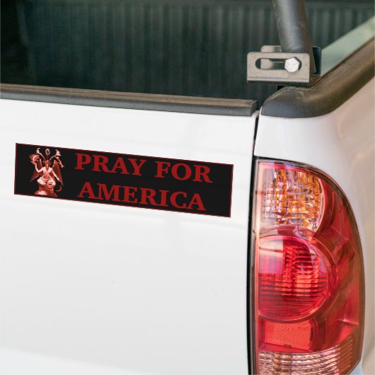 Baphomet bidt voor Amerika Bumpersticker (Op Truck)