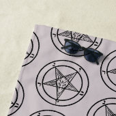 Baphomet Pentagram Lavendel Satanic Strandlaken (In situ)