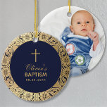 Baptism Boy Foto  Gold Rozen Navy Blue Keramisch Ornament<br><div class="desc">Dit blauw, elegant baptisme ontwerp met een lucht, geschikt voor het baptisme van een jongen, heeft een gouden lijst met gouden versieringen van wilde rozen rond een marinesblauwe cirkel met een gouden kruis en een tekst erin. De naam van het kind wordt geschreven in een elegant kalligrafisch manuscript. Alle tekst...</div>