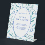 Bar Bat Mitzvah Joodse bruiloft Botanicals Custom Reclamebord Met Voetstuk<br><div class="desc">Perfect aangepast teken voor een bat mitswa, bar mitswa of andere Joodse viering! Handgemaakte waterverf kunst voor jou! VOLLEDIG ! Klik hierboven op "Personaliseren" om de tekst te bewerken. Klik op "bewerken met behulp van het ontwerpgereedschap" om de lettertypen, kleuren en plaatsingen aan te passen en om het ontwerp van...</div>