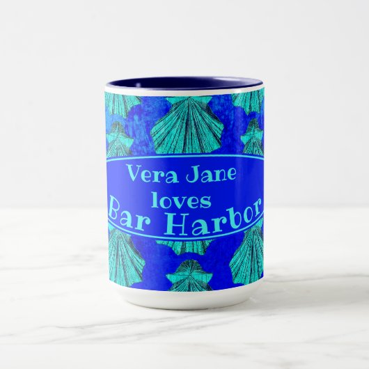 Bar Harbour Maine Bold Blue Scallop Shell met naam Mok (Midden)