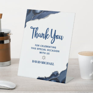Bar Mitswa Navy Blue Agate Script Modern Minimaal Reclamebord Met Voetstuk