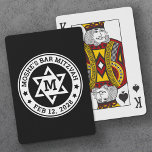 Bar mitswa Star of David zwart elke kleur monogram Pokerkaarten<br><div class="desc">Bar mitzvah speelkaarten met een witte davidster met het monogram initiaal van de jongen,  en naam en datum rond de ster. De standaardkleuren zijn wit en zwart,  maar alle kleuren zijn volledig aanpasbaar in het ontwerpgereedschap.</div>