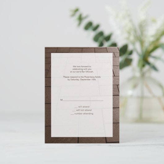 Bar Mitzvah Bimah Movie RSVP Reply Card Kaartje (Staand voorkant)