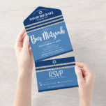 Bar Mitzvah Blue Silver Tallit Modern Bold Script All In One Uitnodiging<br><div class="desc">Wees trots, blij en toon deze mijlpaal van je favoriete Bar Mitzvah! Verzend uit deze koele, unieke, moderne, douane alle-in-één uitnodiging voor een gebeurtenis om te herinneren. Vette witte scripttypografie, Star of David en een blauw en faux zilveren glitter gestreept, geïnspireerde grafische bedekking met een eenvoudige, blauwe achtergrond van cornflower....</div>
