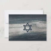 Bar Mitzvah Bold Modern Silver Foil Charcoal Gray RSVP Kaartje (Achterkant)