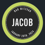BAR MITZVAH eenvoudige moderne effen zwarte limoen Ronde Sticker<br><div class="desc">door kat massard >> https://linktr.ee/simplysweetpaperie <<<<</div>