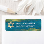 Bar Mitzvah Gold Foil Turquoise Return Address Etiket<br><div class="desc">Wees trots, verheug en vier deze mijlpaal van je favoriete Bar Mitzvah wanneer je dit coole, unieke, moderne, persoonlijke label voor retouradressen gebruikt! Metallic gouden folieslijpstrepen en Star van David, samen met vettige witte typografie, bedekken een rijke, turkooisblauwe ombre verfachtergrond. Pas de douanetekst met jouw naam en adres aan. Gegarandeerd...</div>
