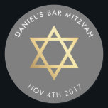 Bar Mitzvah modern grijs   gouden ster van david Ronde Sticker<br><div class="desc">*** OPMERKING - HET GLANZENDE GOUDEN FOLIE EFFECT IS EEN BEDRUKT AFBEELDING *** - - - - - - - - - - - - - - - - - - - - - - - - - - - - - - - NEEM CONTACT MET MIJ OP voor aangepaste...</div>