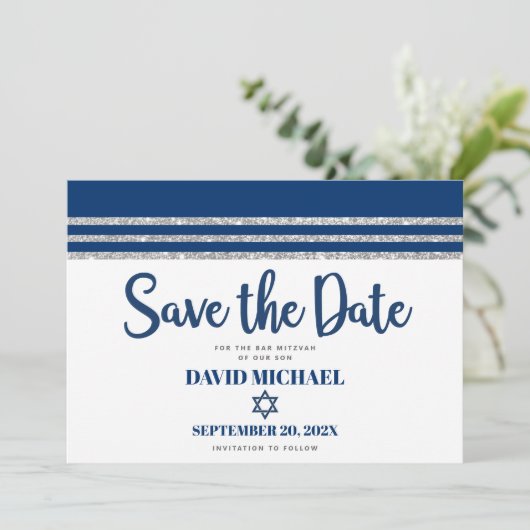 Bar Mitzvah Modern Navy Blue Silver Tallit Script Save The Date (Staand voorkant)