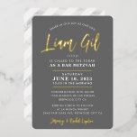 BAR MITZVAH modern, stijlvol kalligrafie grijs gou Folie Uitnodiging<br><div class="desc">door kat massard Sophisticated uitnodiging met 'giny gold foil' voor de MITZVAH viering van je kind. Eenvoudig de sjabloon zelf per e-mail bij te werken voor overeenkomende objecten en alternatieve kleurenschema's - kat@simplysweetpaperie.com</div>