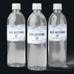 Bar Mitzvah Navy Typografie Bold Blue Folie Modern Waterfles Etiket<br><div class="desc">Geen Bar Mitswa-feest is compleet zonder gepersonaliseerde waterflessen. Laat je zoon trots zijn, zich verheugen en zijn mijlpaal vieren op zijn perfect gecoördineerde feest. Faux metallic lichtblauwe folie penseelstreken, marineblauwe typografie en een marineblauwe davidster bedekken een strakke, witte achtergrond. Personaliseer de aangepaste tekst met de naam en datum of het...</div>