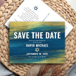 Bar Mitzvah Save Date Modern Turquoise Gold Foil Uitnodiging Briefkaart<br><div class="desc">Zorg ervoor al uw vrienden en familieleden de mijlpaal van uw zoon Bar Mitzvah zullen kunnen vieren! Verzend dit koele, unieke, moderne, gepersonaliseerde "sparen de Datum"briefkaart van de aankondiging. Faux metallic gouden folie penseelstreken en Star van David, samen met vettige witte typografie, bedekken een rijke, turquoise blauwe ombre verfachtergrond. Pas...</div>