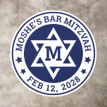 Bar mitzvah Star van David blue, elk kleurenmonogr Vloersticker<br><div class="desc">Bar mitzvah dansvloerdecaal met een witte ster van David met het initiaal van het jongetje en de naam en datum rond de ster. De standaardkleuren zijn wit en donkerblauw maar alle kleuren zijn volledig aanpasbaar in het ontwerpgereedschap.</div>