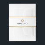 Bar Mitzvah Star van David White Navy Gold Modern Uitnodigingen Wikkel<br><div class="desc">Complimenteer elegante marineblauw, wit en gouden bar mitswa uitnodigingen met stijlvolle op maat gemaakte buikbanden. Naam en datum op deze sjabloon zijn eenvoudig te personaliseren of te verwijderen. Het moderne minimalistische ontwerp is voorzien van stijlvolle art deco geïnspireerde typografie en faux gouden folie strepen en Star of David. Houd er...</div>