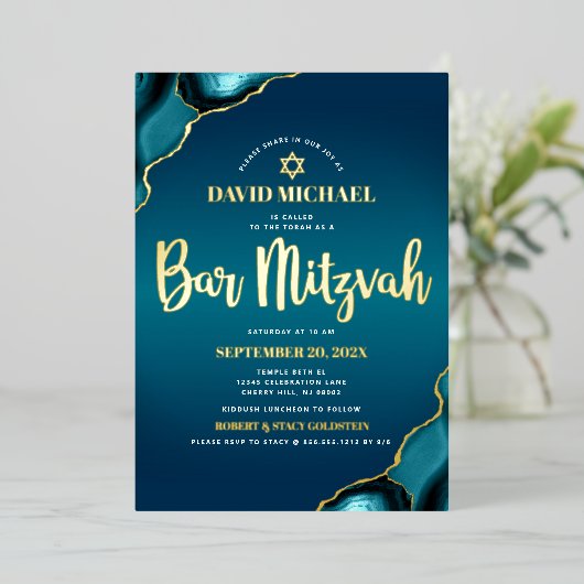 Bar Mitzvah Turquoise Ombre Agate Script Real Gold Folie Uitnodiging (Staand Voorkant)