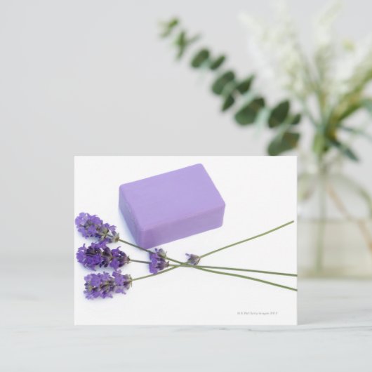 Bar van lavendelzeep gemaakt van 100% natuurlijke briefkaart (Staand voorkant)