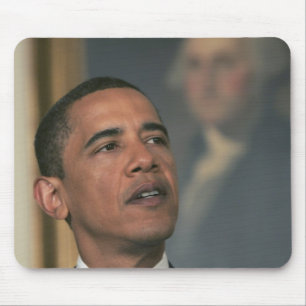Barack Obama kondigt aan zijn intentie te hebben o Muismat