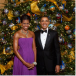 Barack Obama US President White House Kerstmis Fotobeeldje Magneet<br><div class="desc">Barack Hussein Obama II is een Amerikaanse advocaat en politicus die van 2009 tot 2017 het 44ste President van de Verenigde Staten was. Als lid van de Democratische Partij was hij het eerste Afrikaanse Amerikaanse President van de Verenigde Staten.</div>