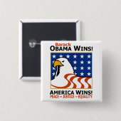 BARACK OBAMA WINS! VIERKANTE BUTTON 5,1 CM (Voorkant /achterkant)