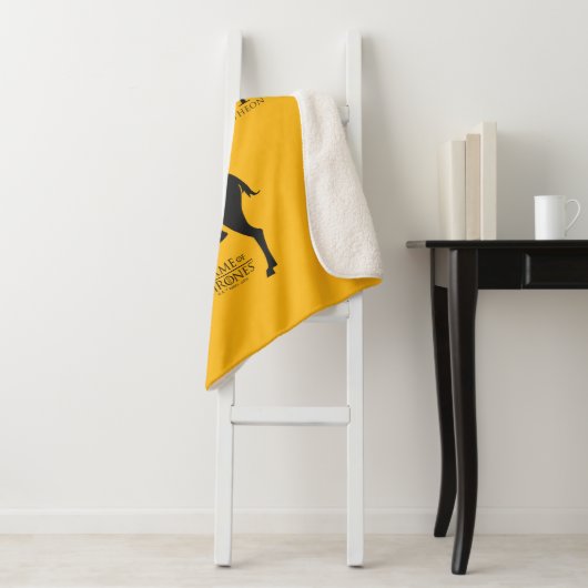 Baratheon Sigil - Ours is the Fury Sherpa Deken (In situ)