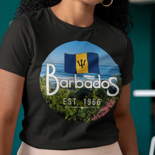 "Barbados Est. 1966" Oostkust Uitzicht met vlag T-shirt