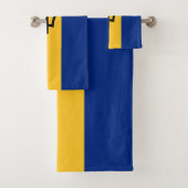 Barbados Flag Towel Bad Handdoek (Insitu)