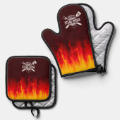 Barbecue Grill Flames — Personalized Steak House Ovenwant & Pannenlap Set (Voorkant / Achterkant)