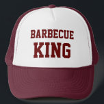 Barbecue King Funny Pet<br><div class="desc">Barbecue King grappige trucker hoed. Klik op Aanpassen om lettergrootte, stijl en kleur te wijzigen. Mocht u vragen of verzoeken hebben, neem dan contact met mij op. Dit afbeelding kan op veel producten in mijn galerie worden aangeboden. Bezoek Smilin' Eyes Treasures om meer bloemen- en natuur-fotografie en digitale kunstkaarten en...</div>