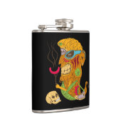 Barbecue Tiki Monster met worst en menselijke sche Heupfles (Rechts)