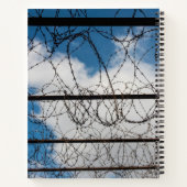 Barbed Wire Fence Notitieboek (Achterkant)