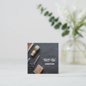 Barber Barbershop Professioneel QR Grijs Vierkante Visitekaartje (Staand voorkant)