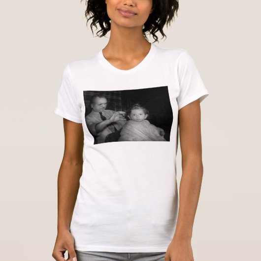 Barber - First Haircut T-shirt (Voorkant)