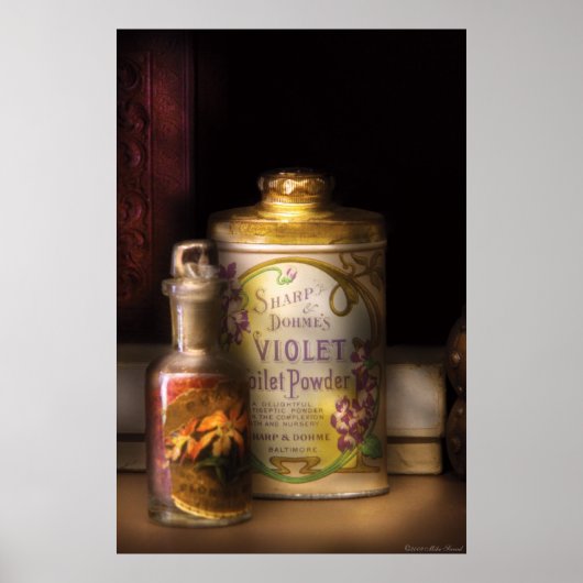 Barber - Sharp & Dohme Violet Toilet Powder Poster (Voorkant)