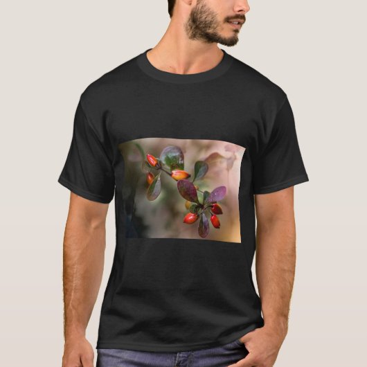 Barberry Fruits Sprig Design T-shirt (Voorkant)