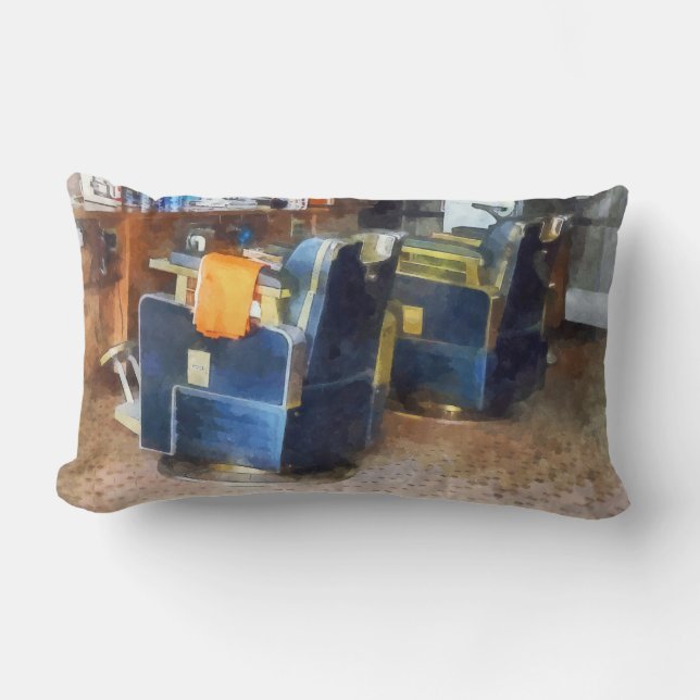 Barberstoel met Oranje Barber Cape Kussen (Voorkant)