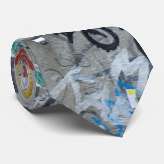 Barcelona Graffiti Necktie Stropdas (Opgerold)